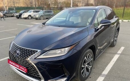 Lexus RX IV рестайлинг, 2021 год, 6 250 000 рублей, 2 фотография