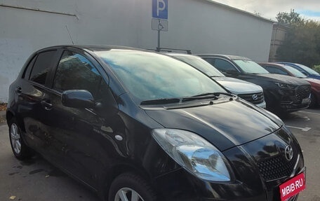 Toyota Yaris III рестайлинг, 2008 год, 527 000 рублей, 3 фотография