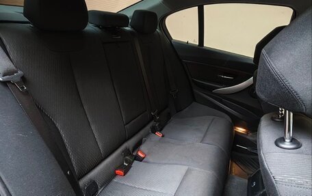 BMW 3 серия, 2018 год, 2 300 000 рублей, 4 фотография