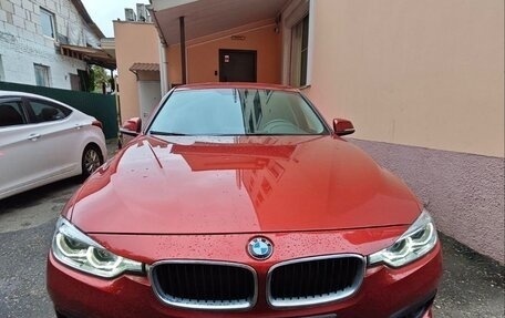 BMW 3 серия, 2018 год, 2 300 000 рублей, 2 фотография