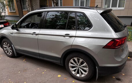 Volkswagen Tiguan II, 2019 год, 1 820 000 рублей, 6 фотография