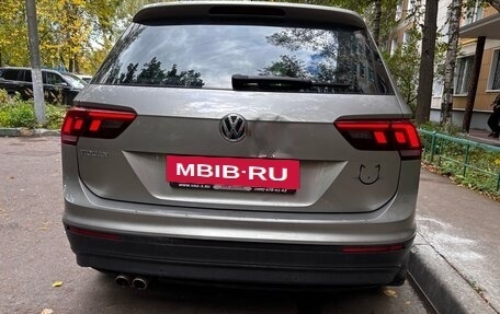 Volkswagen Tiguan II, 2019 год, 1 820 000 рублей, 12 фотография