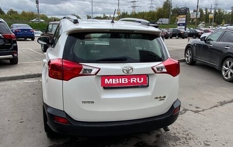 Toyota RAV4, 2014 год, 1 550 000 рублей, 2 фотография