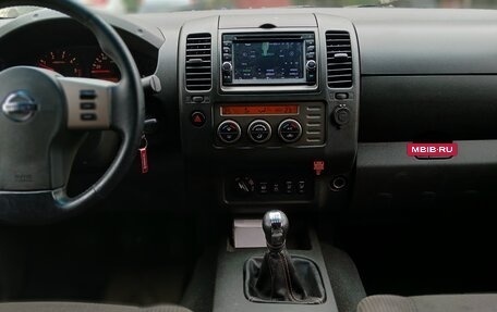 Nissan Navara (Frontier), 2008 год, 630 000 рублей, 10 фотография