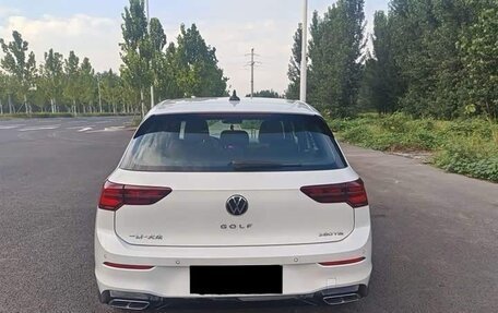 Volkswagen Golf VIII, 2022 год, 2 260 000 рублей, 3 фотография