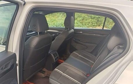 Volkswagen Golf VIII, 2022 год, 2 260 000 рублей, 9 фотография
