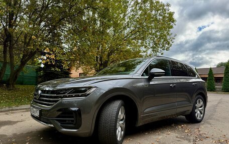 Volkswagen Touareg III, 2019 год, 5 200 000 рублей, 2 фотография