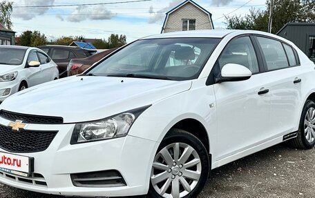 Chevrolet Cruze II, 2012 год, 599 000 рублей, 2 фотография