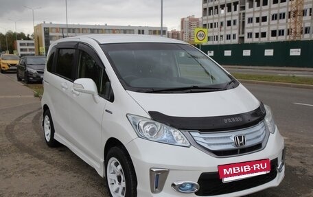 Honda Freed I, 2013 год, 1 250 000 рублей, 2 фотография