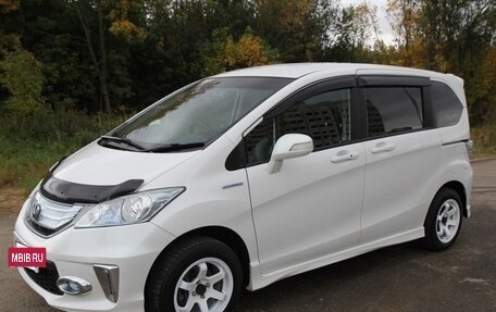 Honda Freed I, 2013 год, 1 250 000 рублей, 3 фотография