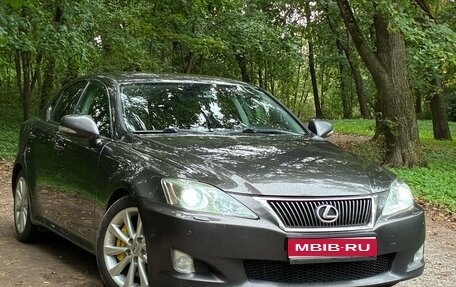 Lexus IS II рестайлинг 2, 2008 год, 1 440 000 рублей, 1 фотография