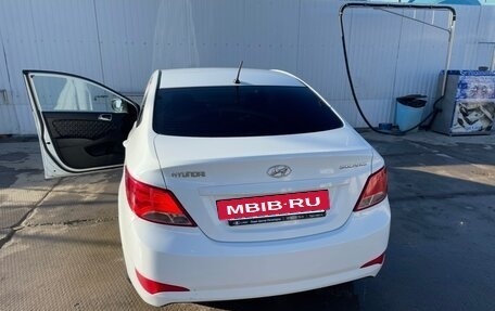 Hyundai Solaris II рестайлинг, 2015 год, 880 000 рублей, 3 фотография
