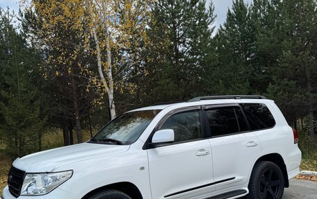 Toyota Land Cruiser 200, 2010 год, 2 750 000 рублей, 8 фотография