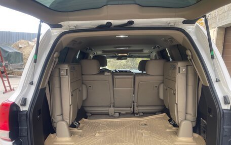 Toyota Land Cruiser 200, 2010 год, 2 750 000 рублей, 10 фотография