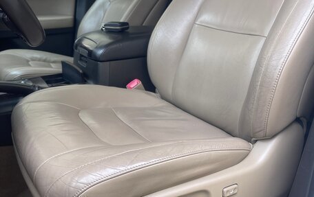 Toyota Land Cruiser 200, 2010 год, 2 750 000 рублей, 16 фотография