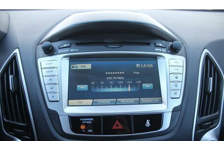 Hyundai ix35 I рестайлинг, 2013 год, 1 100 000 рублей, 15 фотография