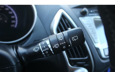 Hyundai ix35 I рестайлинг, 2013 год, 1 100 000 рублей, 19 фотография