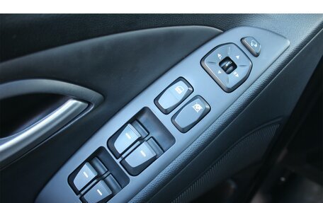Hyundai ix35 I рестайлинг, 2013 год, 1 100 000 рублей, 27 фотография