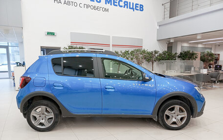 Renault Sandero II рестайлинг, 2019 год, 1 091 000 рублей, 4 фотография