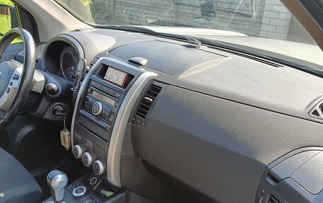 Nissan X-Trail, 2010 год, 1 150 000 рублей, 12 фотография