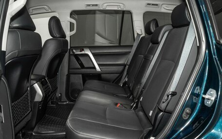 Toyota Land Cruiser Prado 150 рестайлинг 2, 2019 год, 5 500 000 рублей, 7 фотография