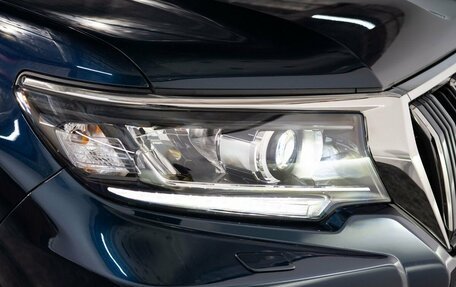 Toyota Land Cruiser Prado 150 рестайлинг 2, 2019 год, 5 500 000 рублей, 21 фотография
