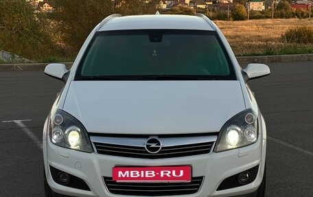 Opel Astra H, 2008 год, 680 000 рублей, 2 фотография