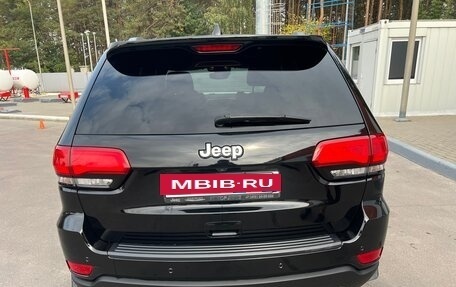 Jeep Grand Cherokee, 2018 год, 2 900 000 рублей, 11 фотография