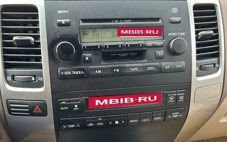Toyota Land Cruiser Prado 120 рестайлинг, 2003 год, 1 649 000 рублей, 14 фотография