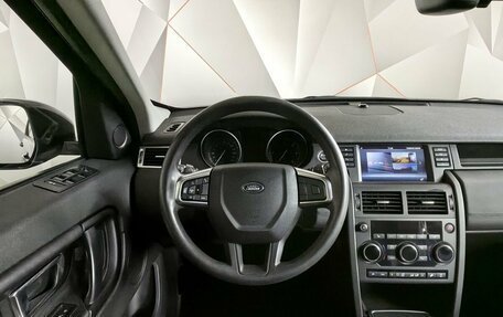 Land Rover Discovery Sport I рестайлинг, 2017 год, 1 895 000 рублей, 16 фотография