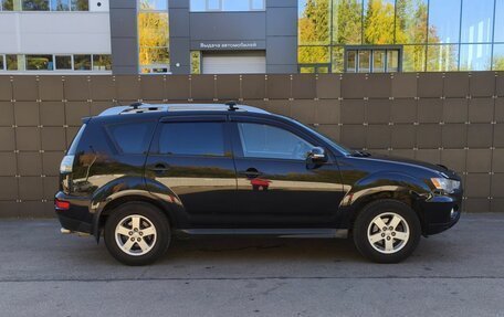 Mitsubishi Outlander III рестайлинг 3, 2010 год, 720 000 рублей, 5 фотография