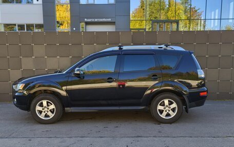 Mitsubishi Outlander III рестайлинг 3, 2010 год, 720 000 рублей, 10 фотография