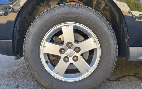 Mitsubishi Outlander III рестайлинг 3, 2010 год, 720 000 рублей, 12 фотография