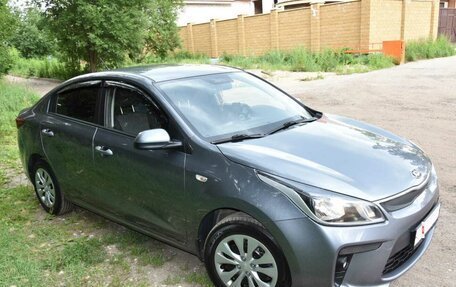 KIA Rio IV, 2020 год, 1 700 000 рублей, 1 фотография