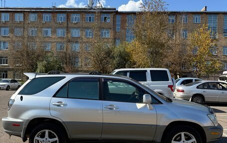 Lexus RX IV рестайлинг, 2001 год, 750 000 рублей, 3 фотография