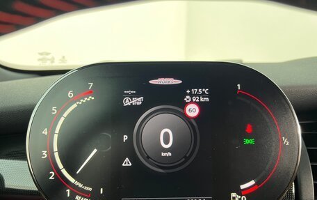 MINI Hatch, 2020 год, 2 990 000 рублей, 10 фотография