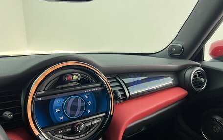 MINI Hatch, 2020 год, 2 990 000 рублей, 16 фотография