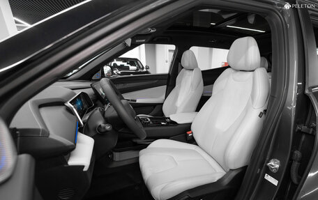 Geely Atlas, 2023 год, 2 800 000 рублей, 9 фотография