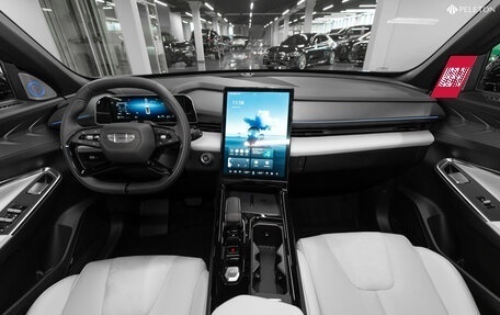 Geely Atlas, 2023 год, 2 800 000 рублей, 8 фотография