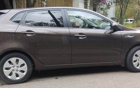 KIA Rio III рестайлинг, 2014 год, 900 000 рублей, 4 фотография