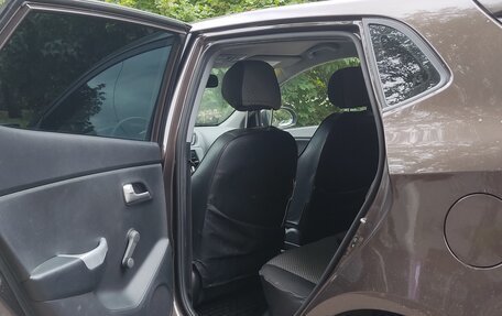 KIA Rio III рестайлинг, 2014 год, 900 000 рублей, 11 фотография