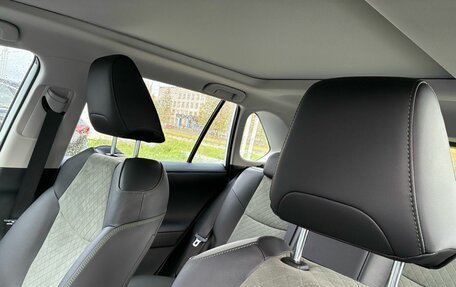 Toyota RAV4, 2025 год, 4 300 000 рублей, 4 фотография