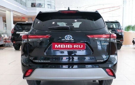 Toyota Highlander, 2025 год, 5 980 000 рублей, 4 фотография