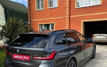 BMW 3 серия, 2020 год, 2 990 000 рублей, 4 фотография