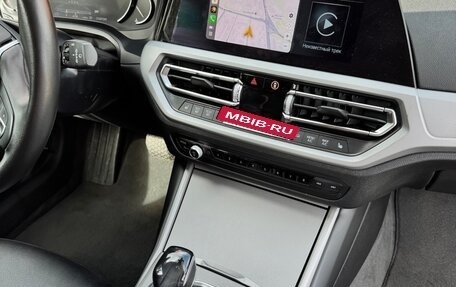 BMW 3 серия, 2020 год, 2 990 000 рублей, 9 фотография