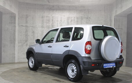Chevrolet Niva I рестайлинг, 2020 год, 897 000 рублей, 8 фотография