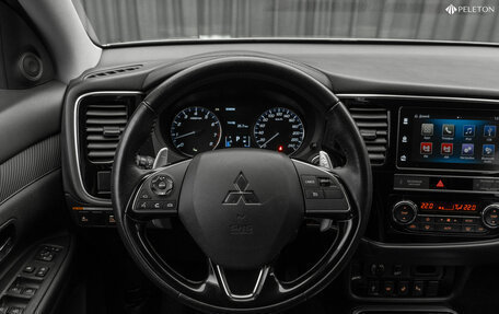 Mitsubishi Outlander III рестайлинг 3, 2019 год, 2 540 000 рублей, 12 фотография
