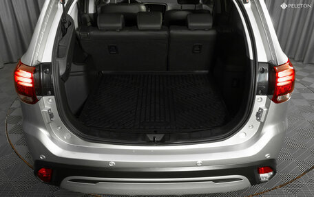 Mitsubishi Outlander III рестайлинг 3, 2019 год, 2 540 000 рублей, 25 фотография