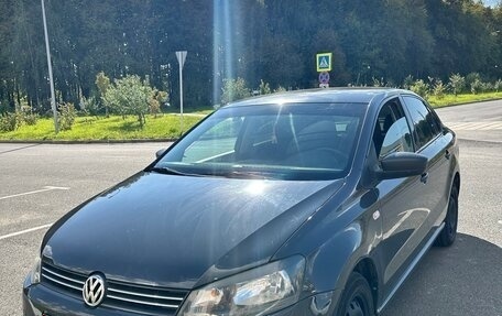 Volkswagen Polo VI (EU Market), 2013 год, 840 000 рублей, 1 фотография