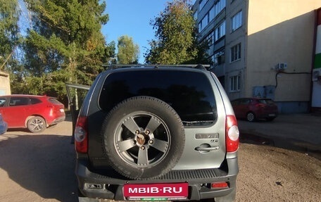 Chevrolet Niva I рестайлинг, 2017 год, 570 000 рублей, 10 фотография